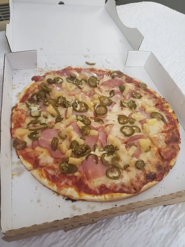 Hawaiian Puzza Wirt Jalapeños